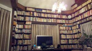 書斎の本棚とよく合う、おしゃれでクラシックなシャンデリア―PB431/5+421/CUT
