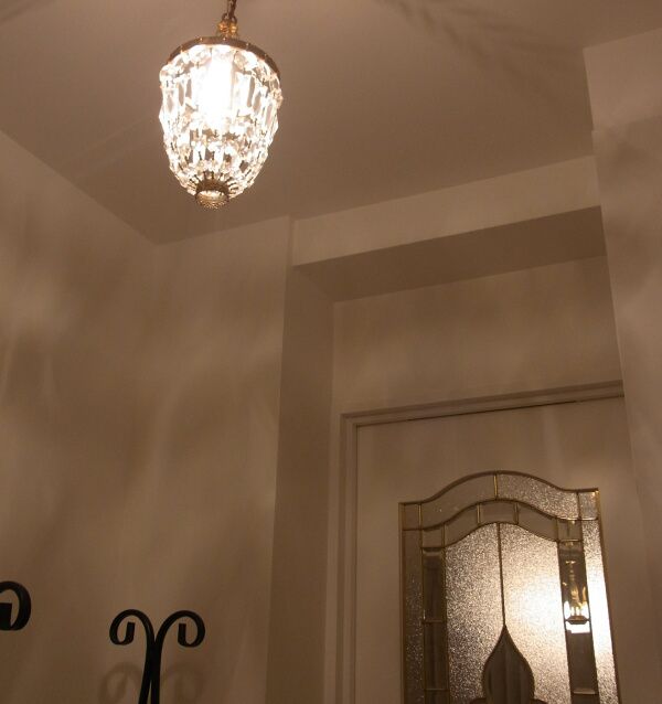 玄関や玄関ホールのおしゃれな照明の選び方 コンコルディア照明